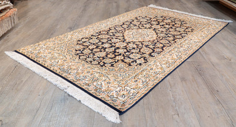 Handmade fine Kashmir silk rug - 310283