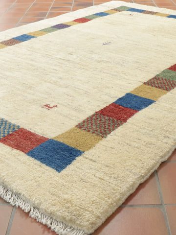 Handmade Persian Gabbeh rug  - TR309013